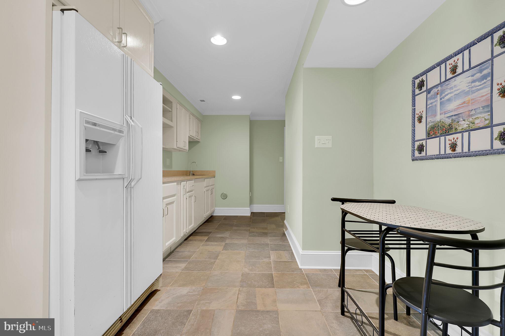 2812 PHEASANT LANE