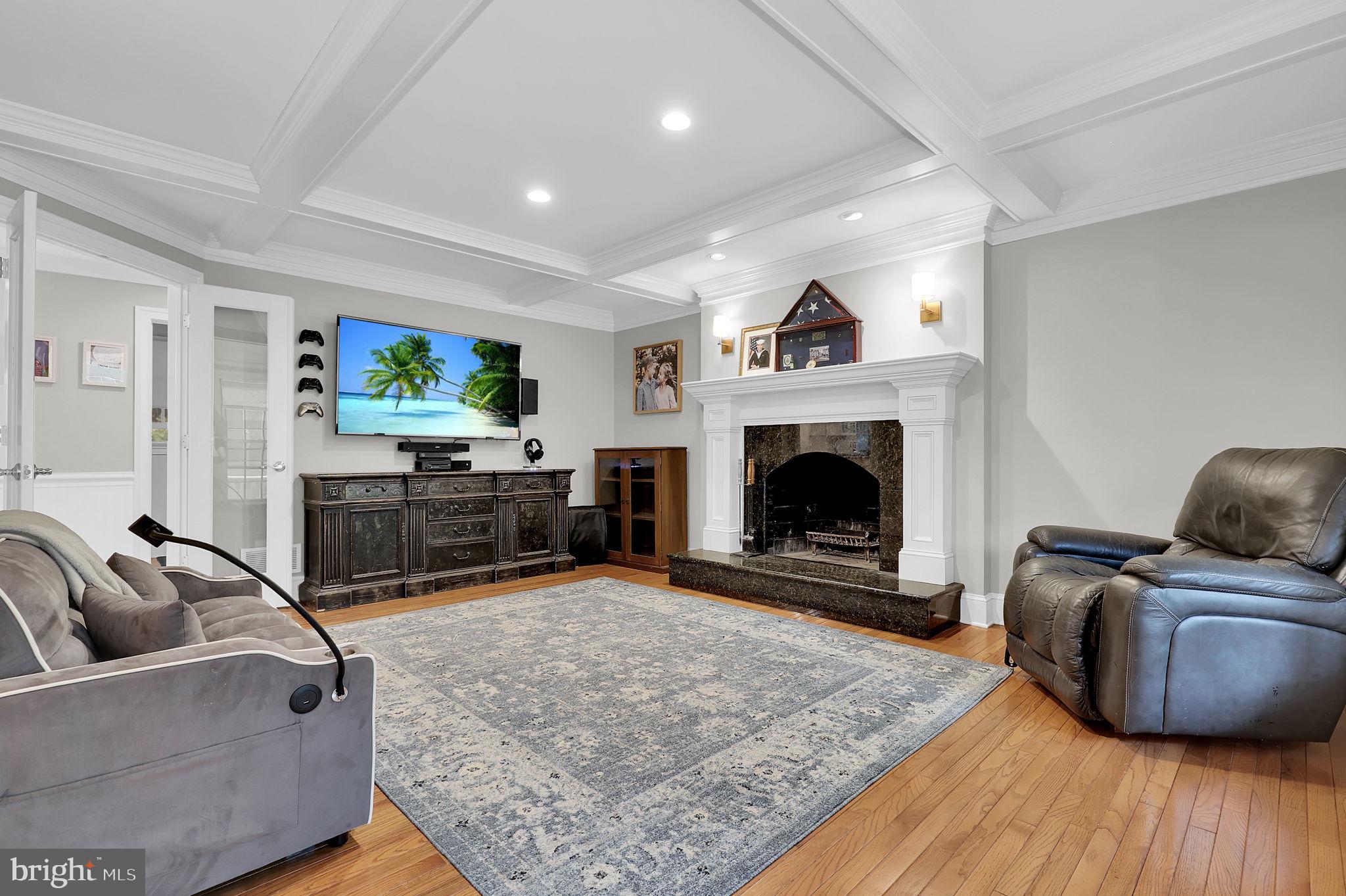 2812 PHEASANT LANE