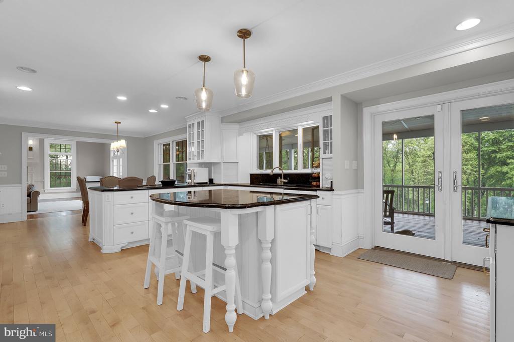 2812 PHEASANT LANE