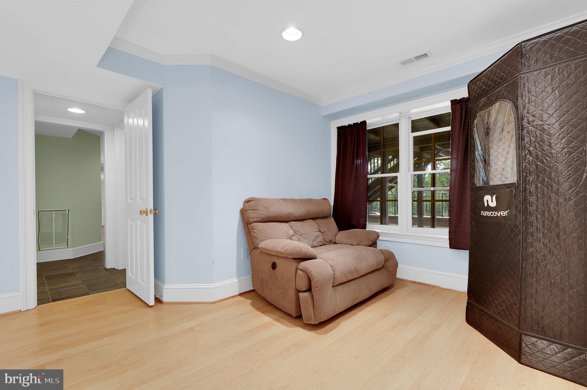 2812 PHEASANT LANE