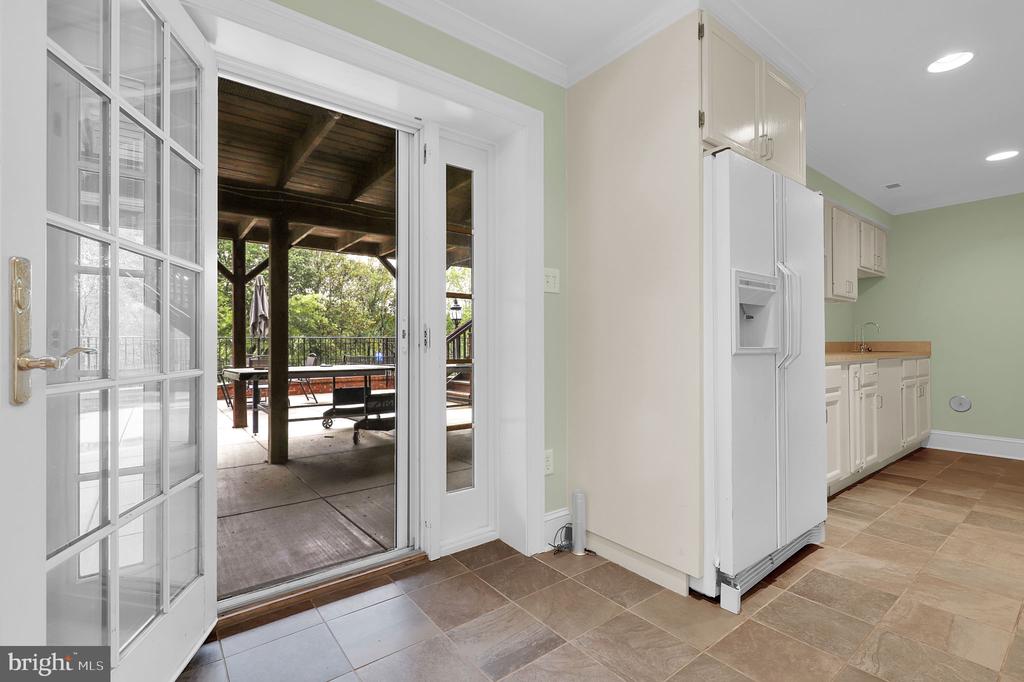 2812 PHEASANT LANE