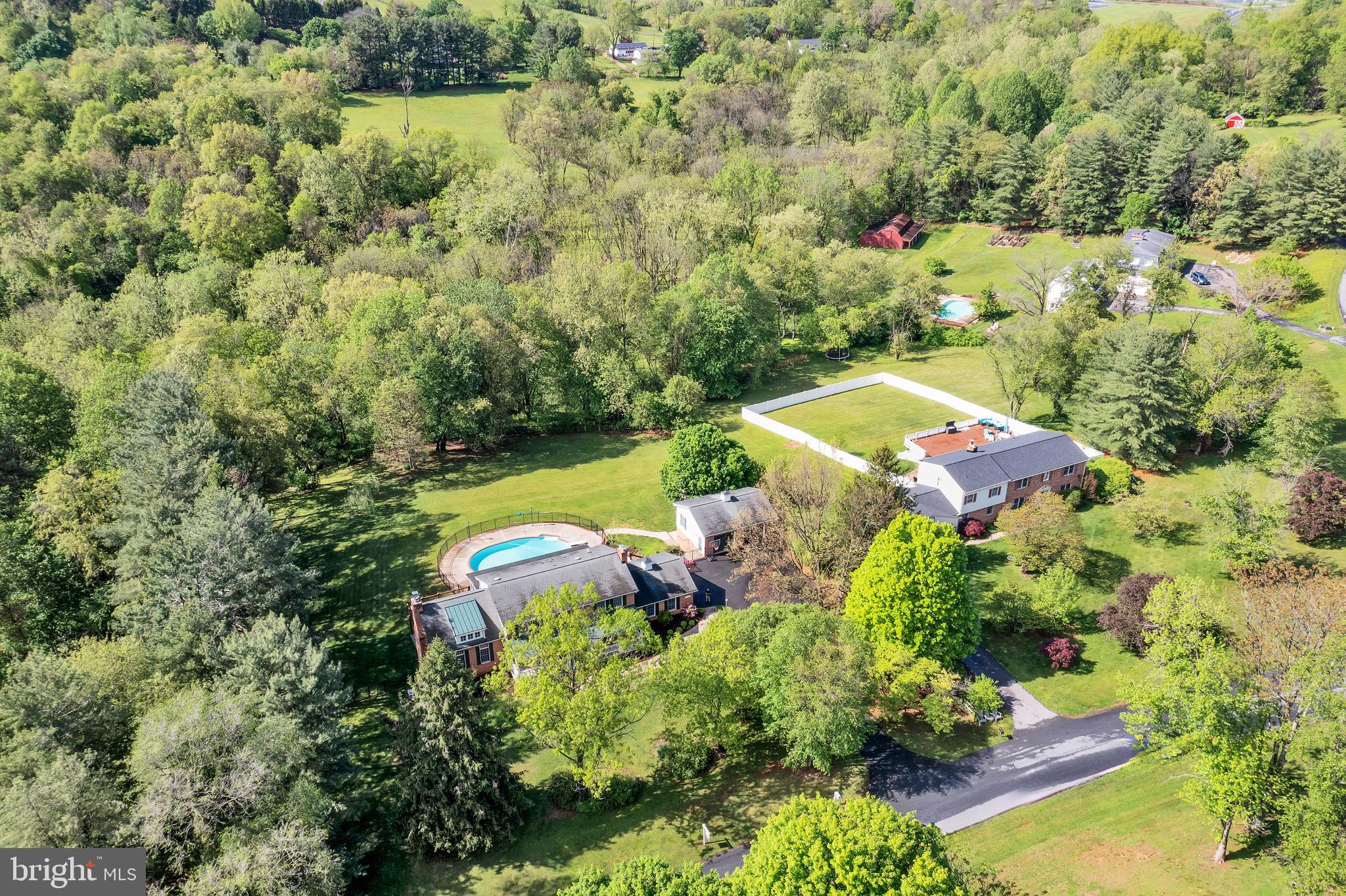 2812 PHEASANT LANE