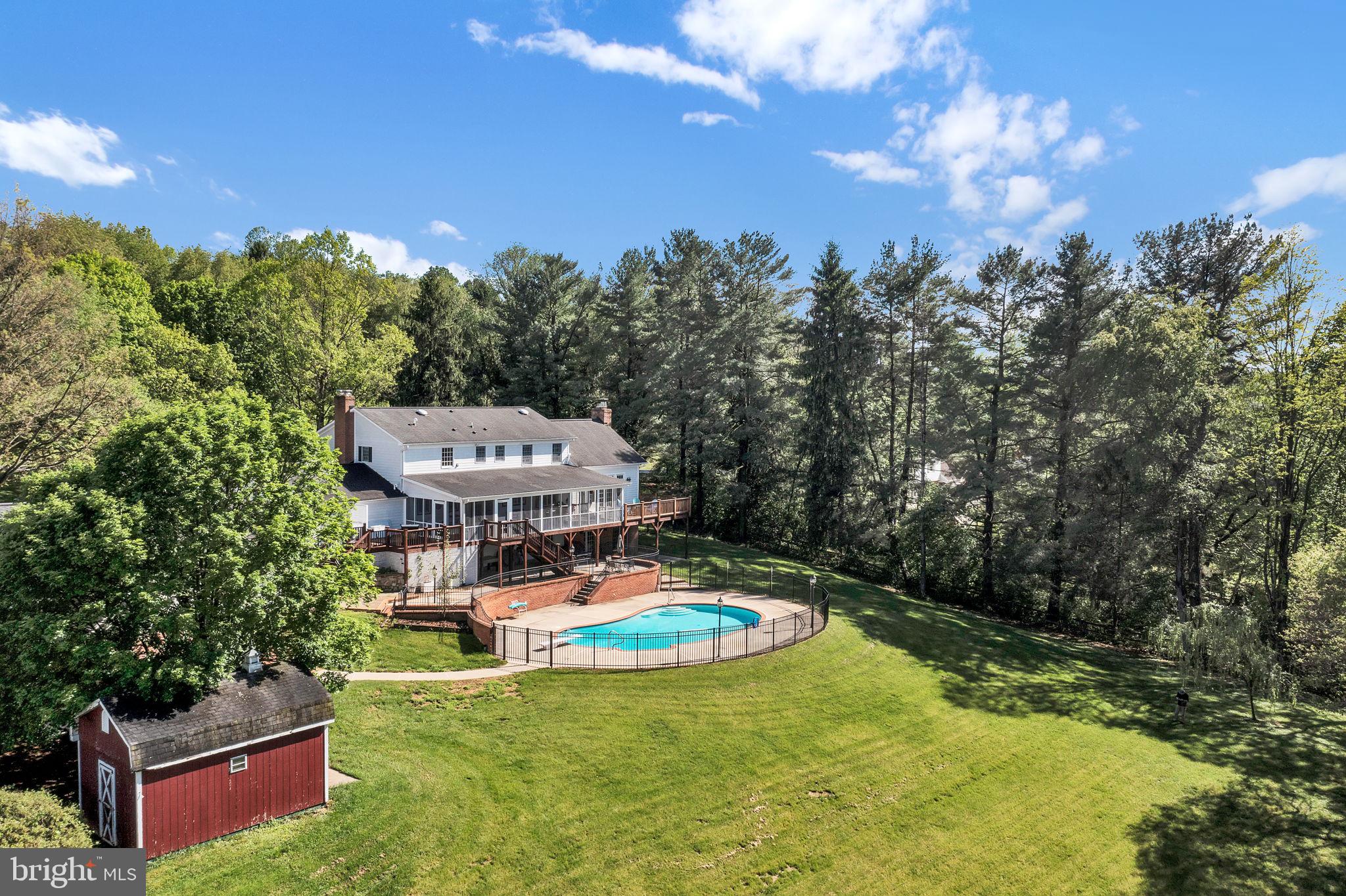2812 PHEASANT LANE