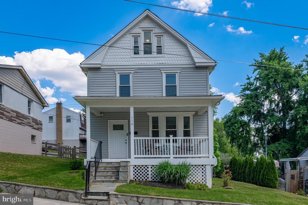 116 CENTRAL AVENUE