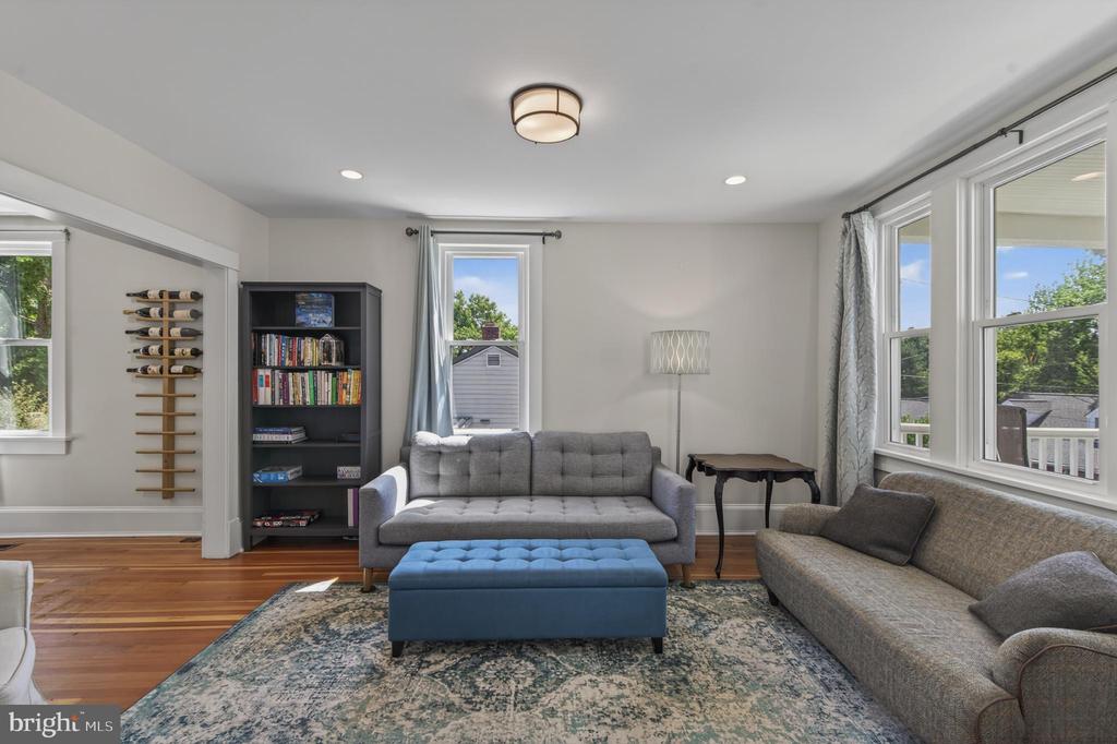 116 CENTRAL AVENUE
