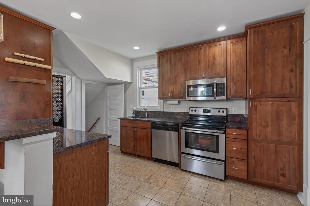 116 CENTRAL AVENUE