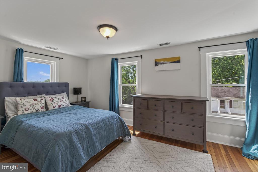 116 CENTRAL AVENUE
