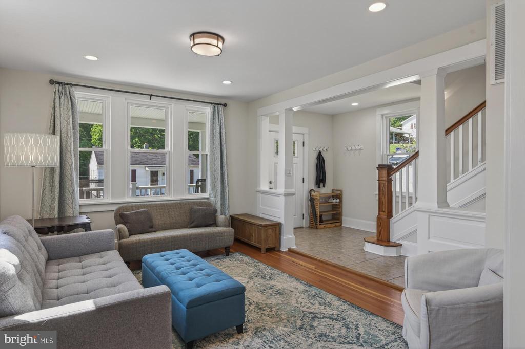 116 CENTRAL AVENUE