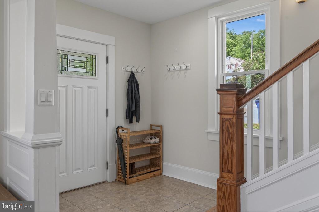 116 CENTRAL AVENUE