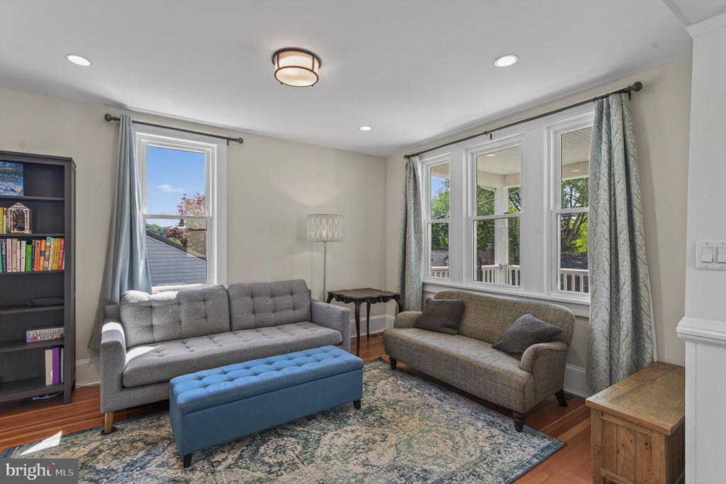 116 CENTRAL AVENUE