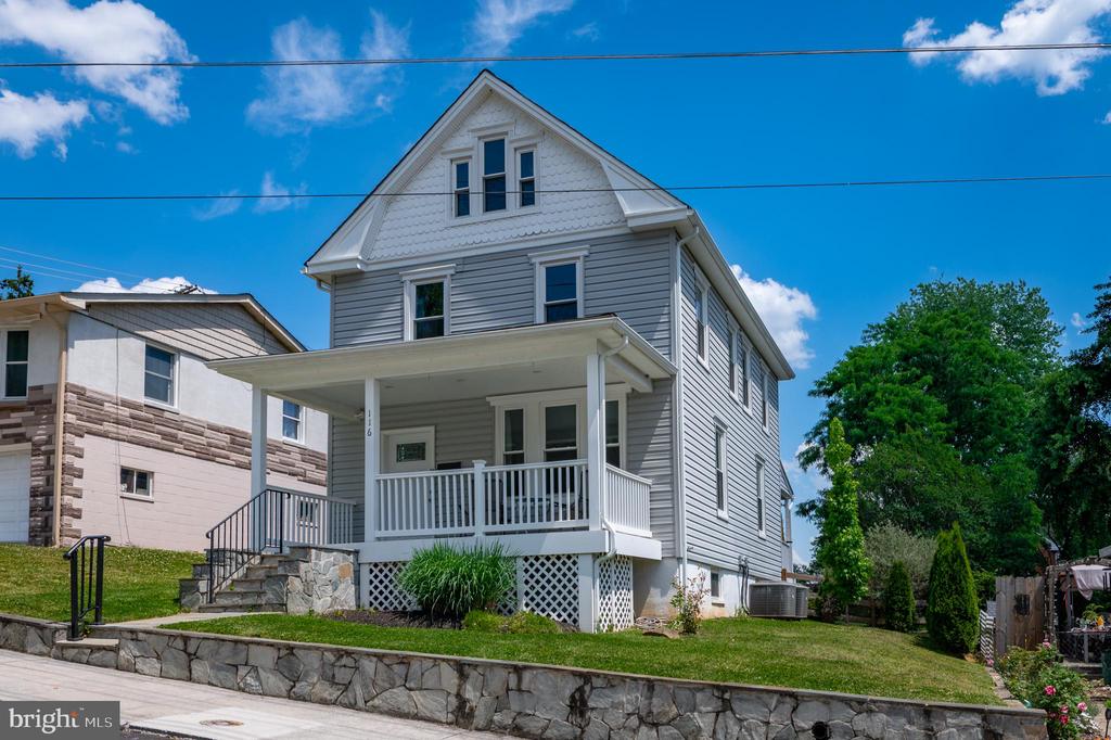 116 CENTRAL AVENUE
