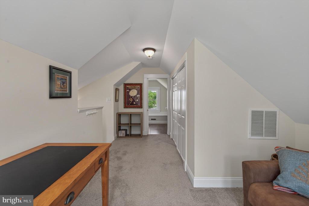 116 CENTRAL AVENUE