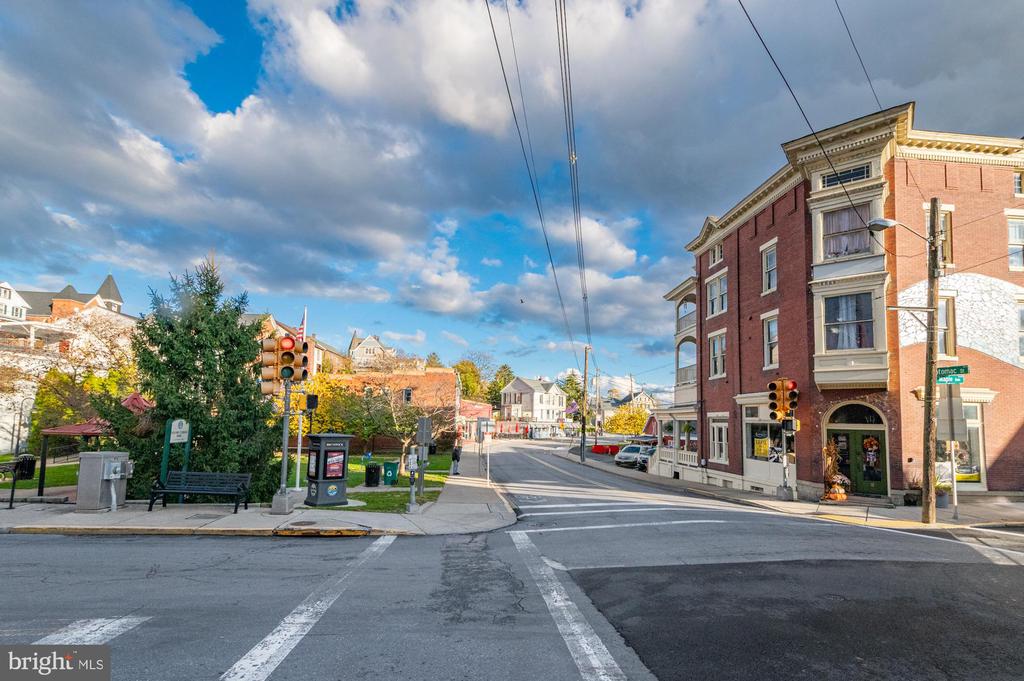 116 CENTRAL AVENUE