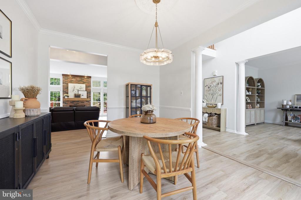 4213 WALLINGFORD COURT