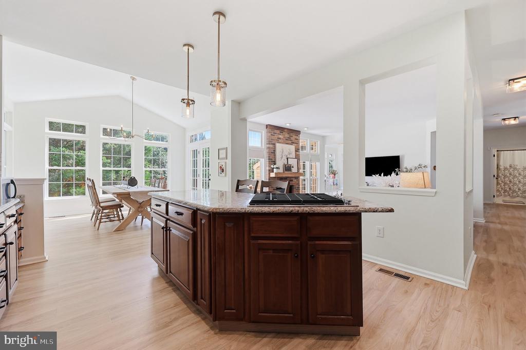 4213 WALLINGFORD COURT