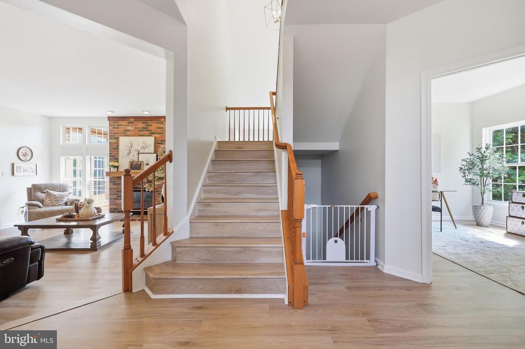 4213 WALLINGFORD COURT