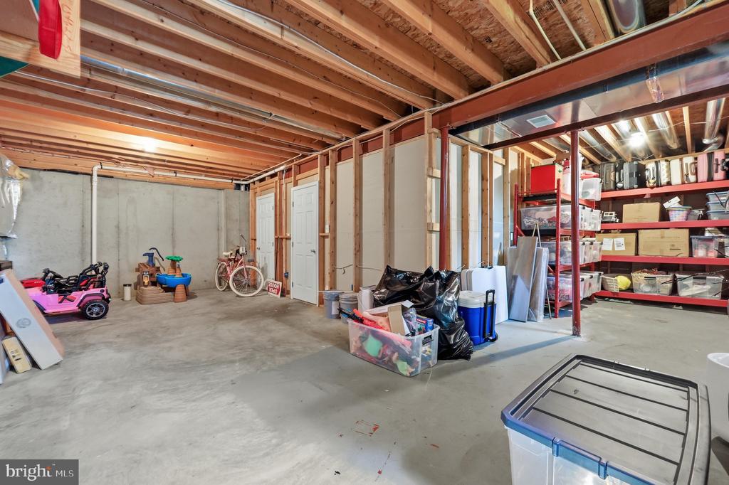 4213 WALLINGFORD COURT