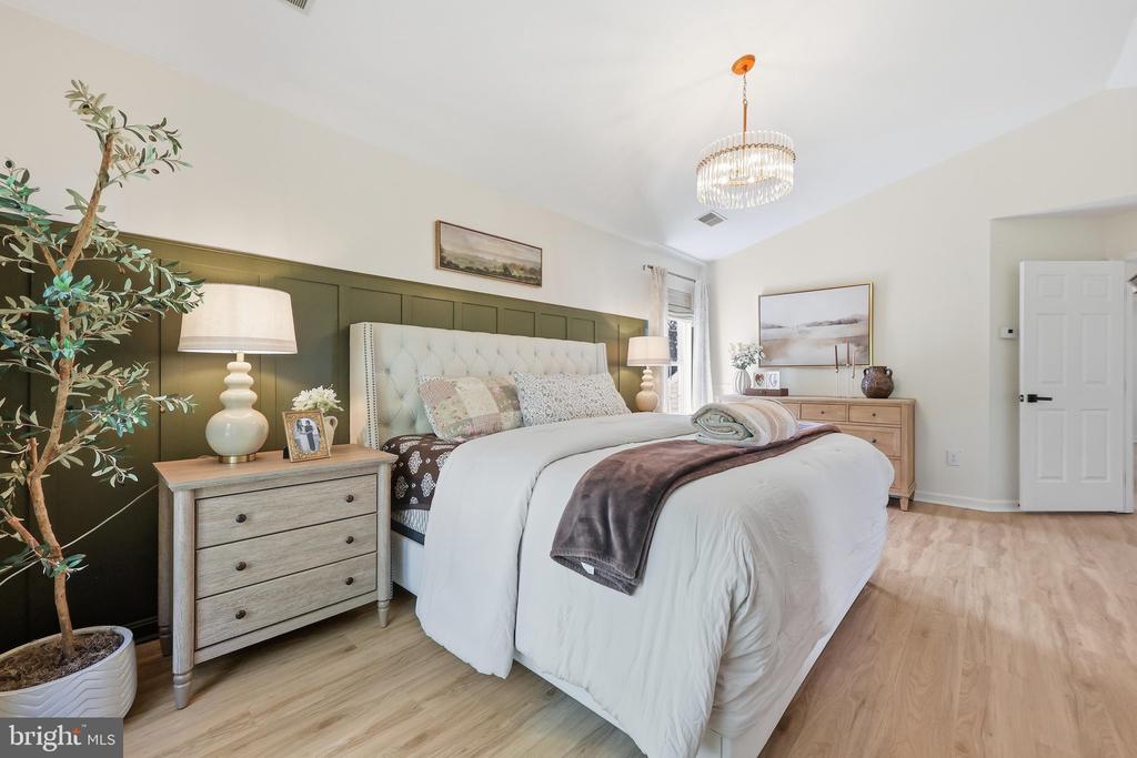 4213 WALLINGFORD COURT
