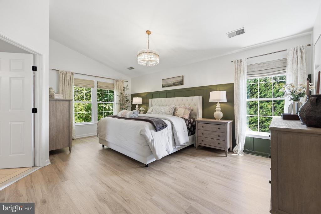 4213 WALLINGFORD COURT