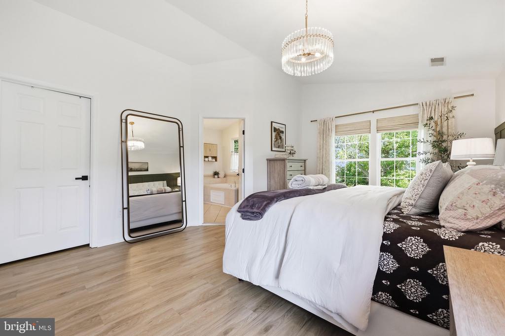4213 WALLINGFORD COURT