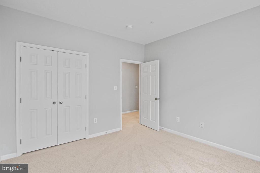 7222 ELKRIDGE CROSSING WAY