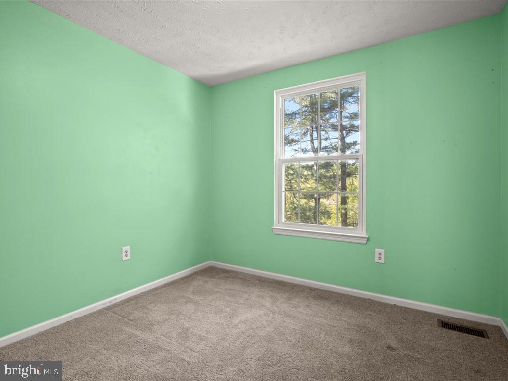 760 CLIFFTOP DRIVE