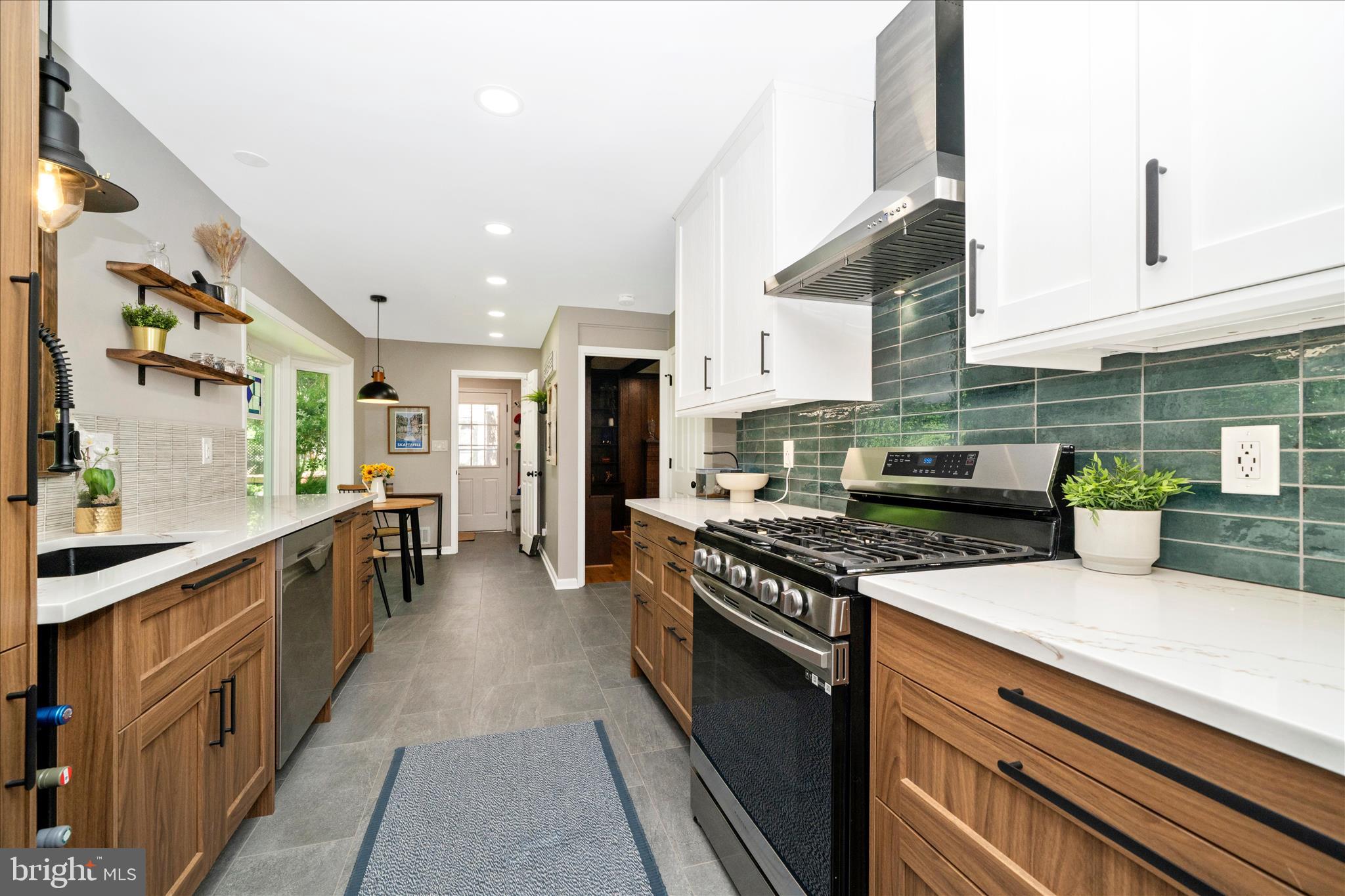 13120 CLIFTON ROAD