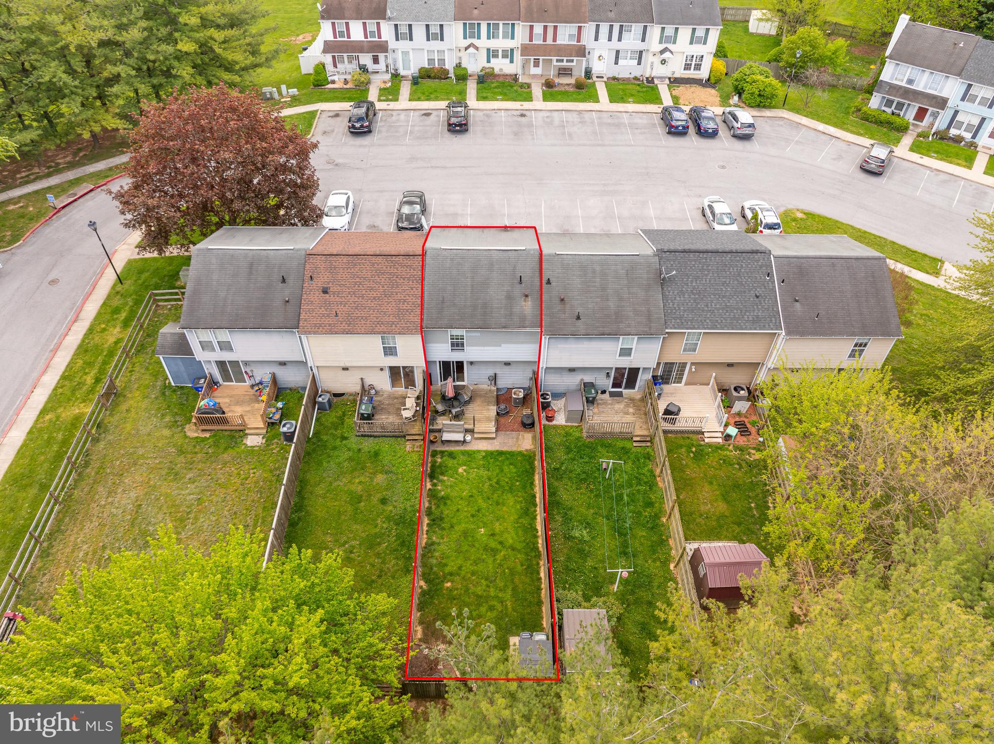 221 LILY COURT