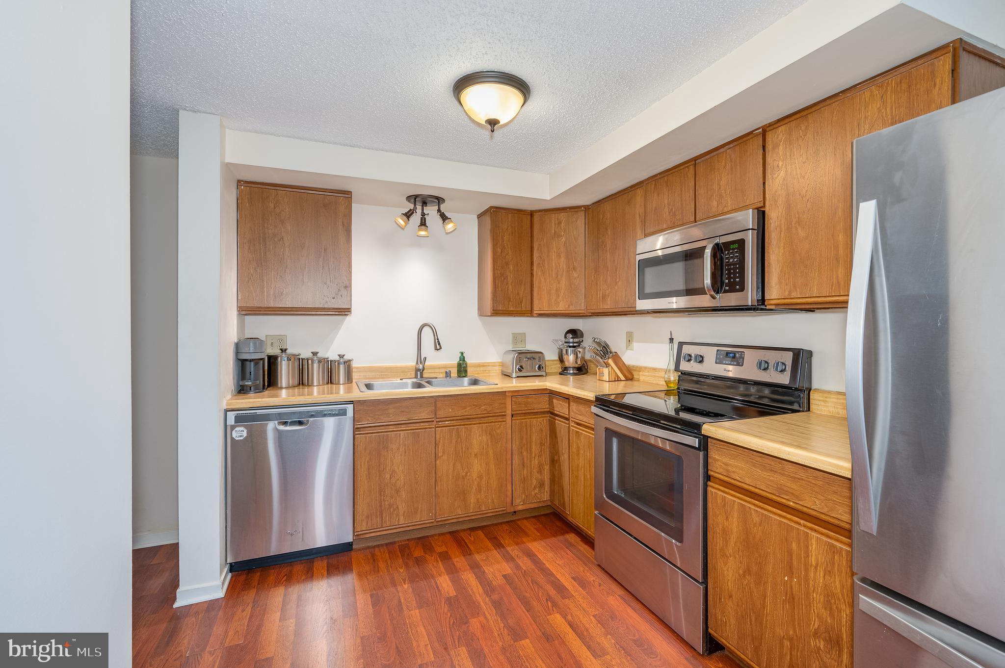 221 LILY COURT
