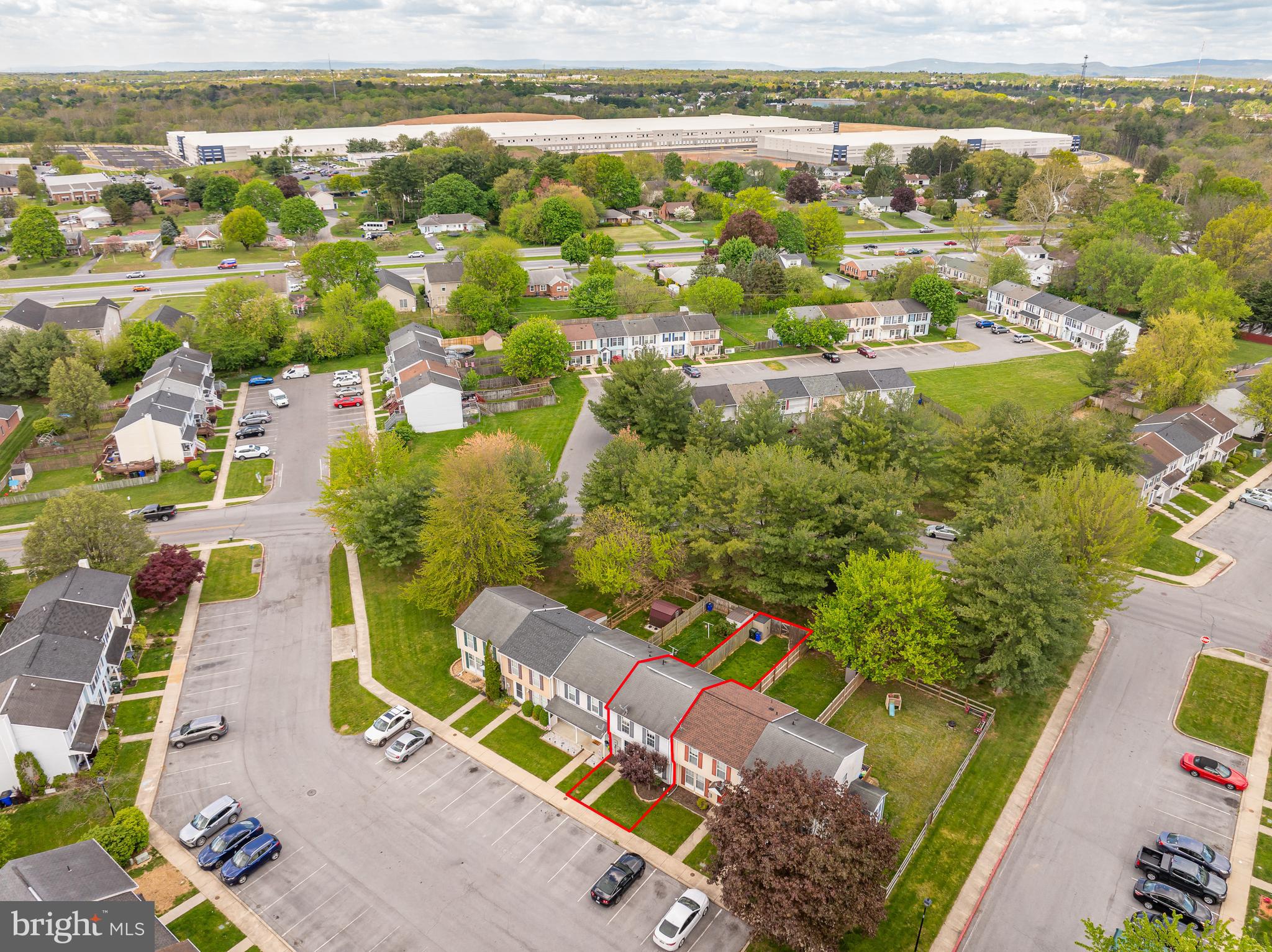 221 LILY COURT
