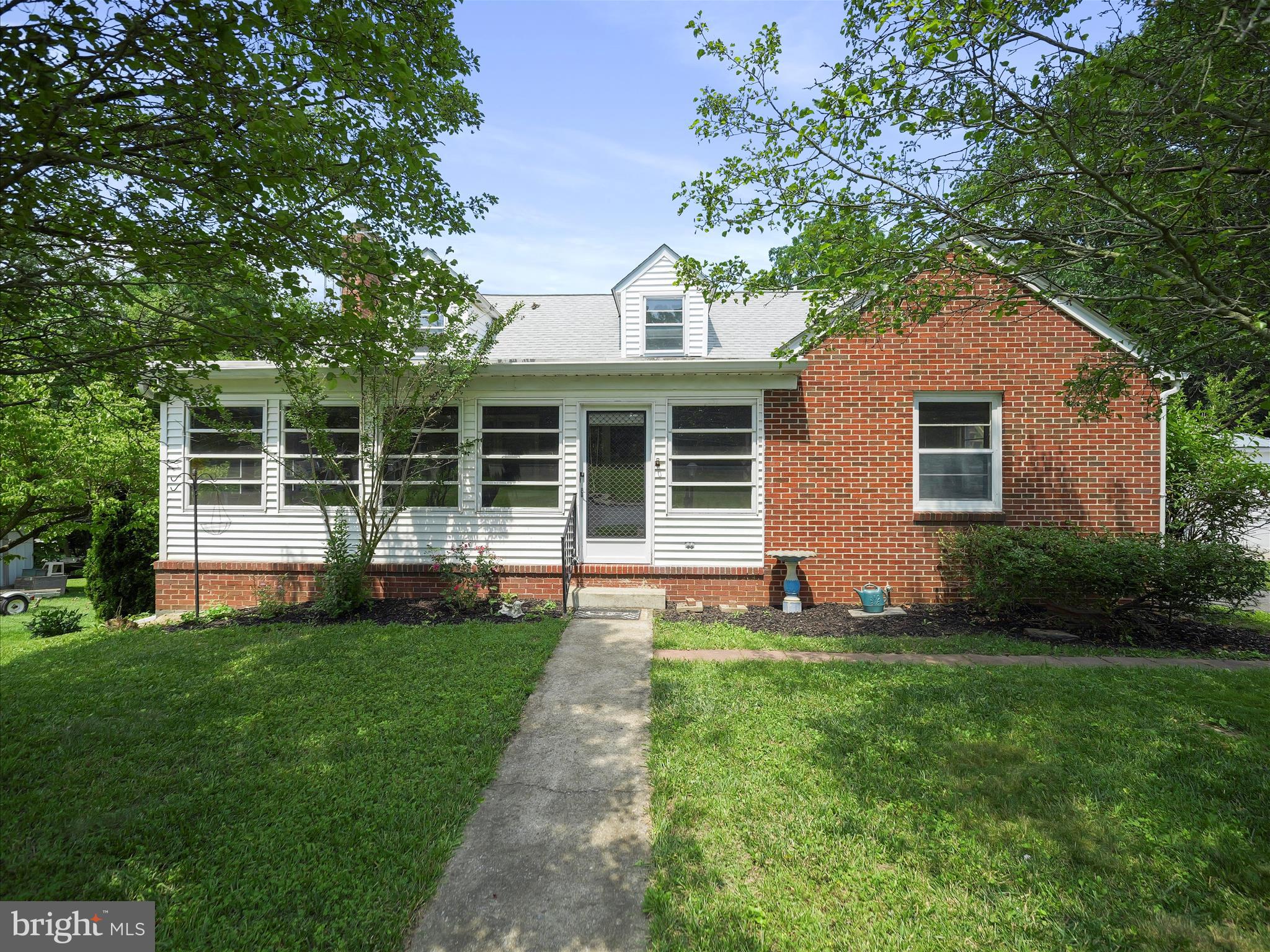 932 MOUNT AETNA ROAD