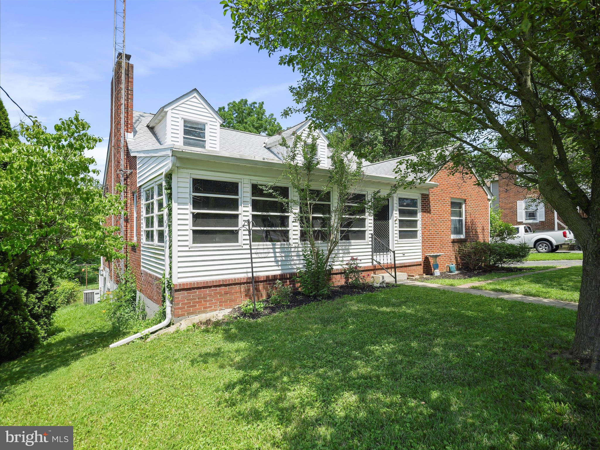 932 MOUNT AETNA ROAD