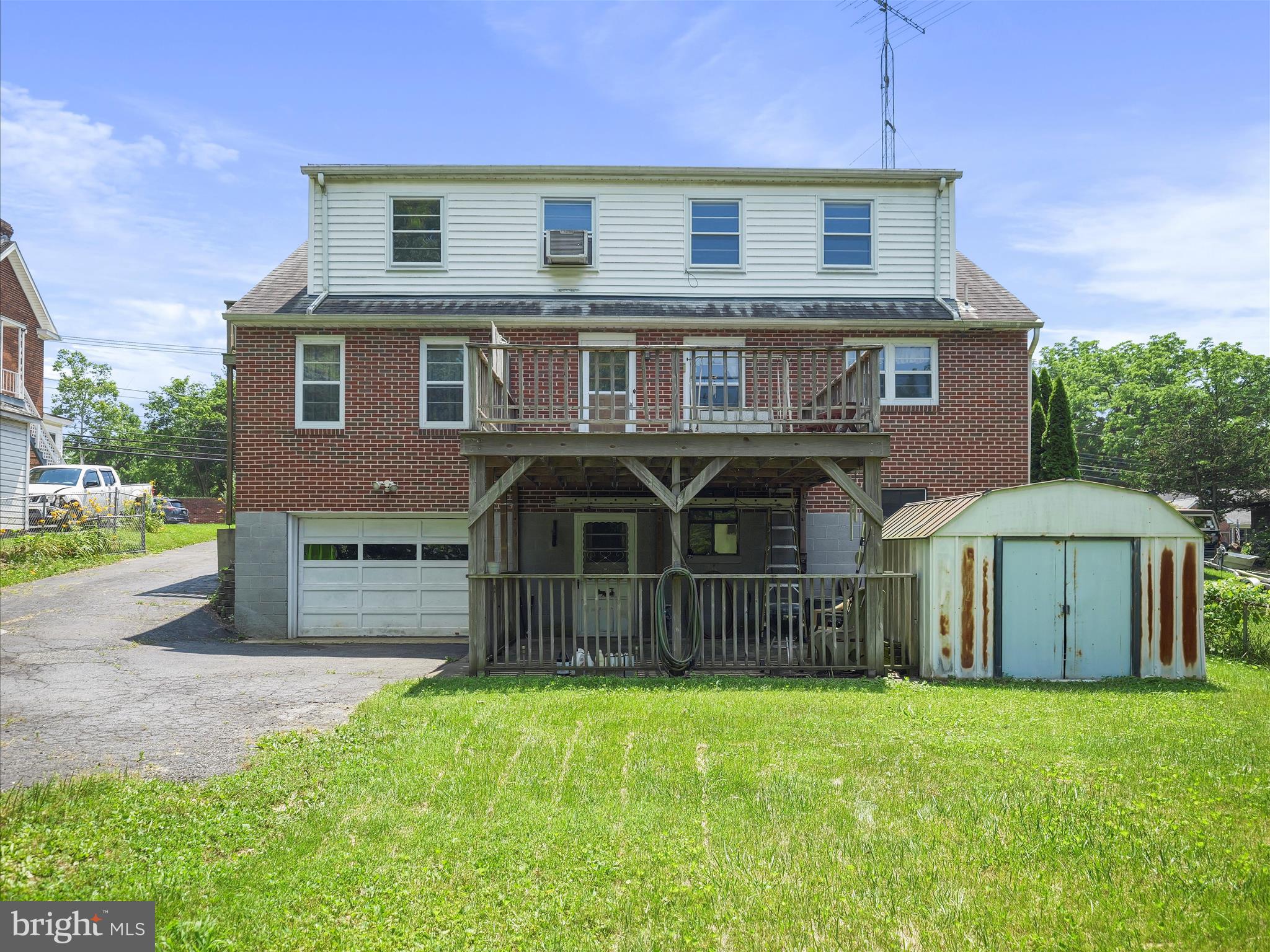 932 MOUNT AETNA ROAD