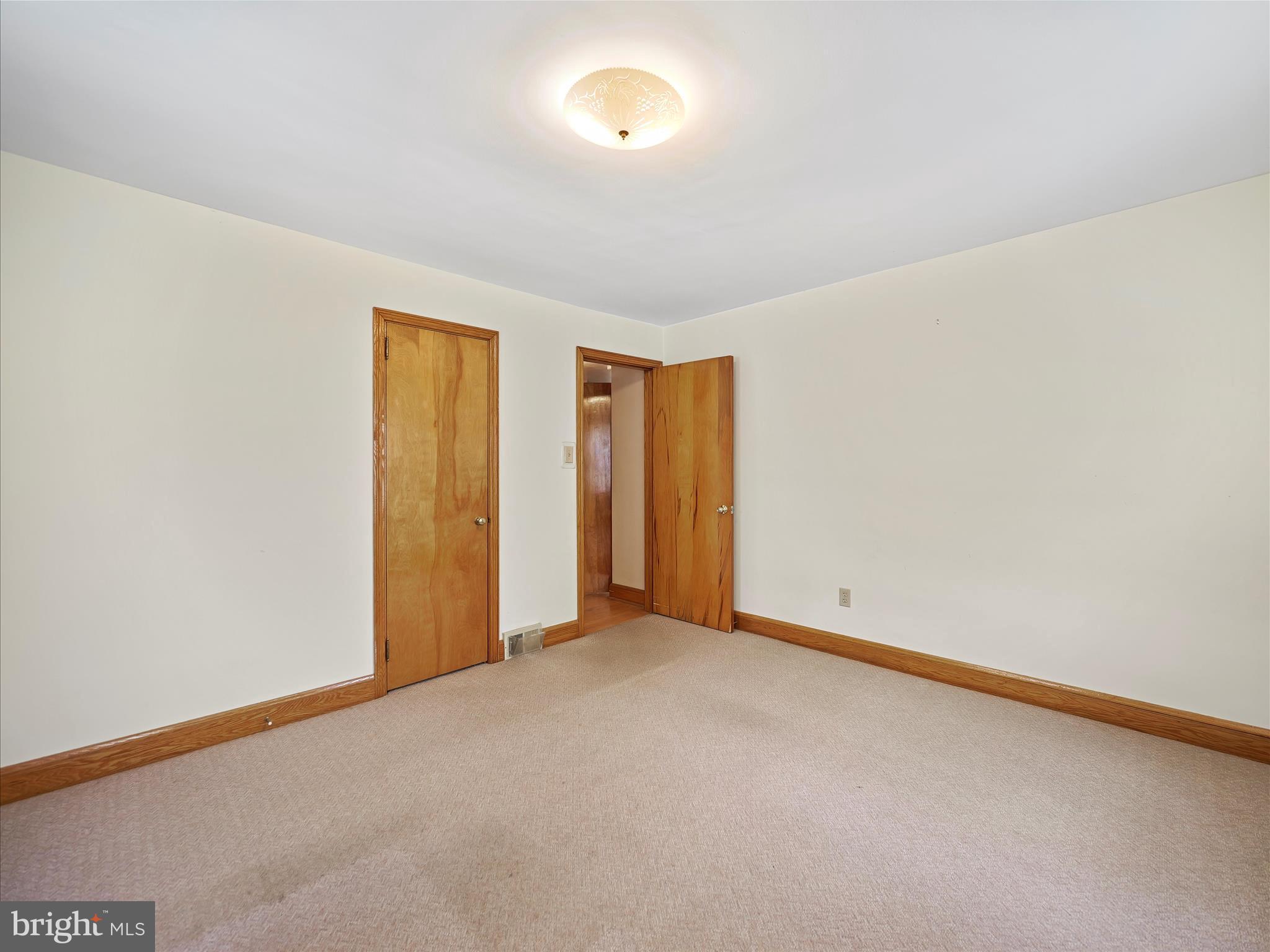 932 MOUNT AETNA ROAD