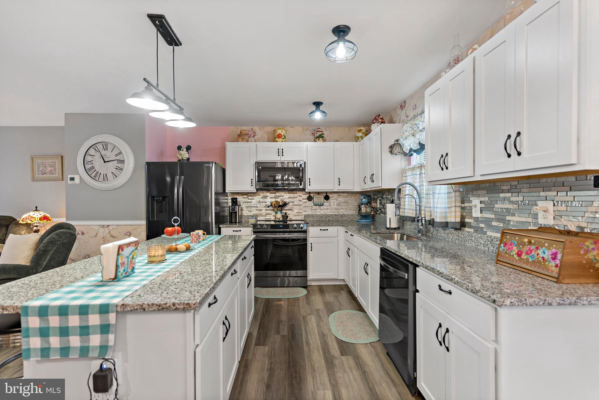 73 COSTILLA WAY