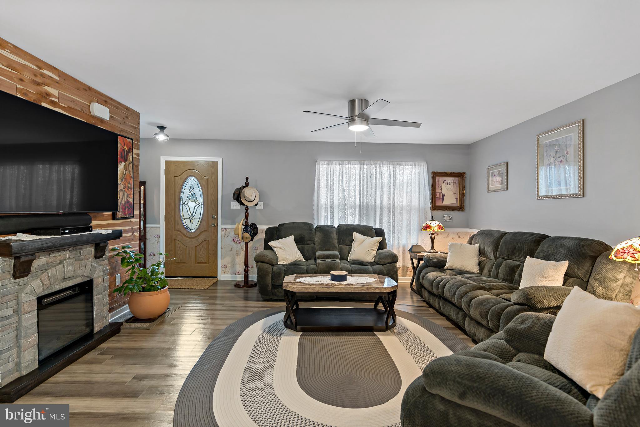 73 COSTILLA WAY