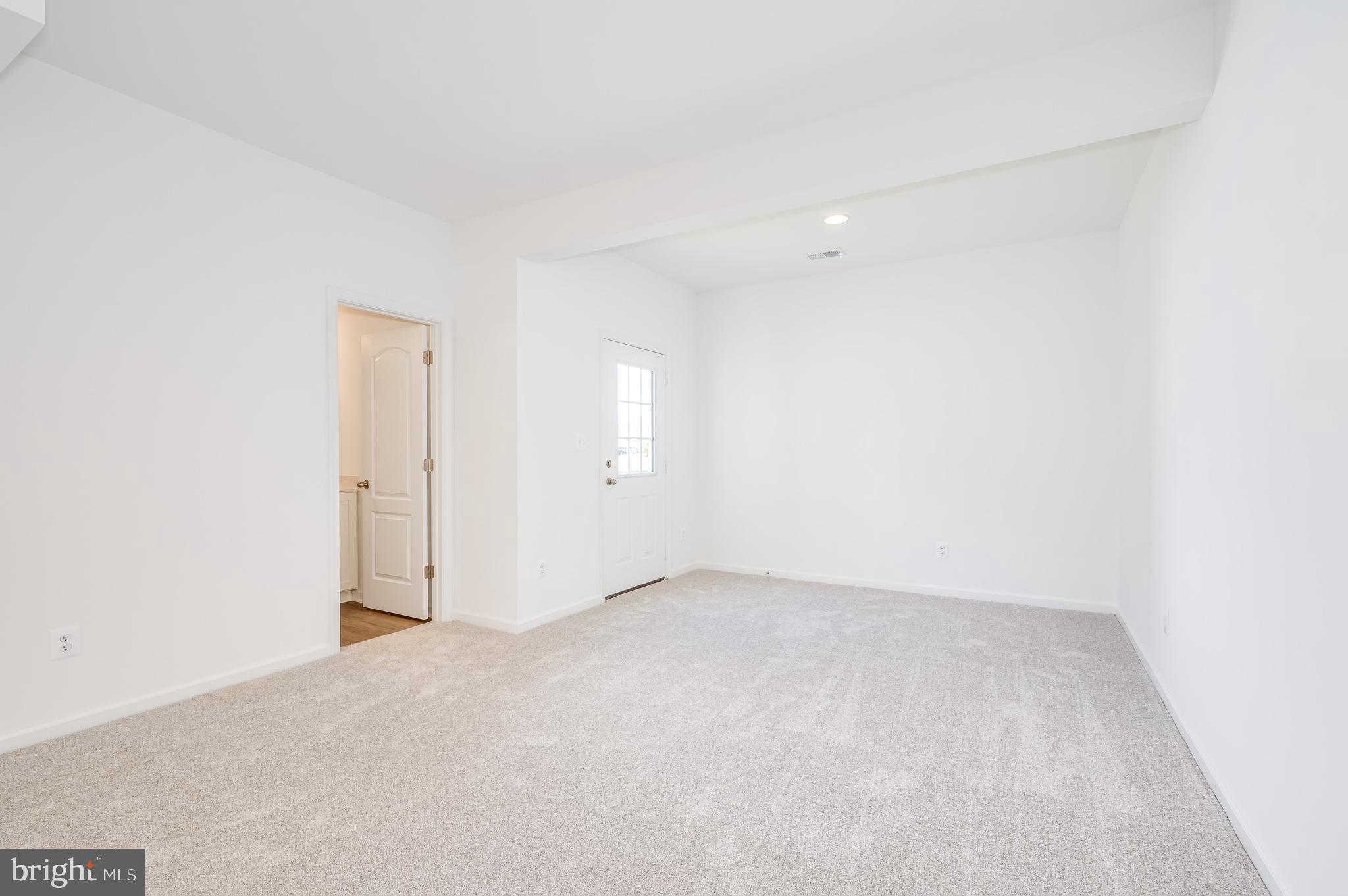 301 HILLSDALE PLACE