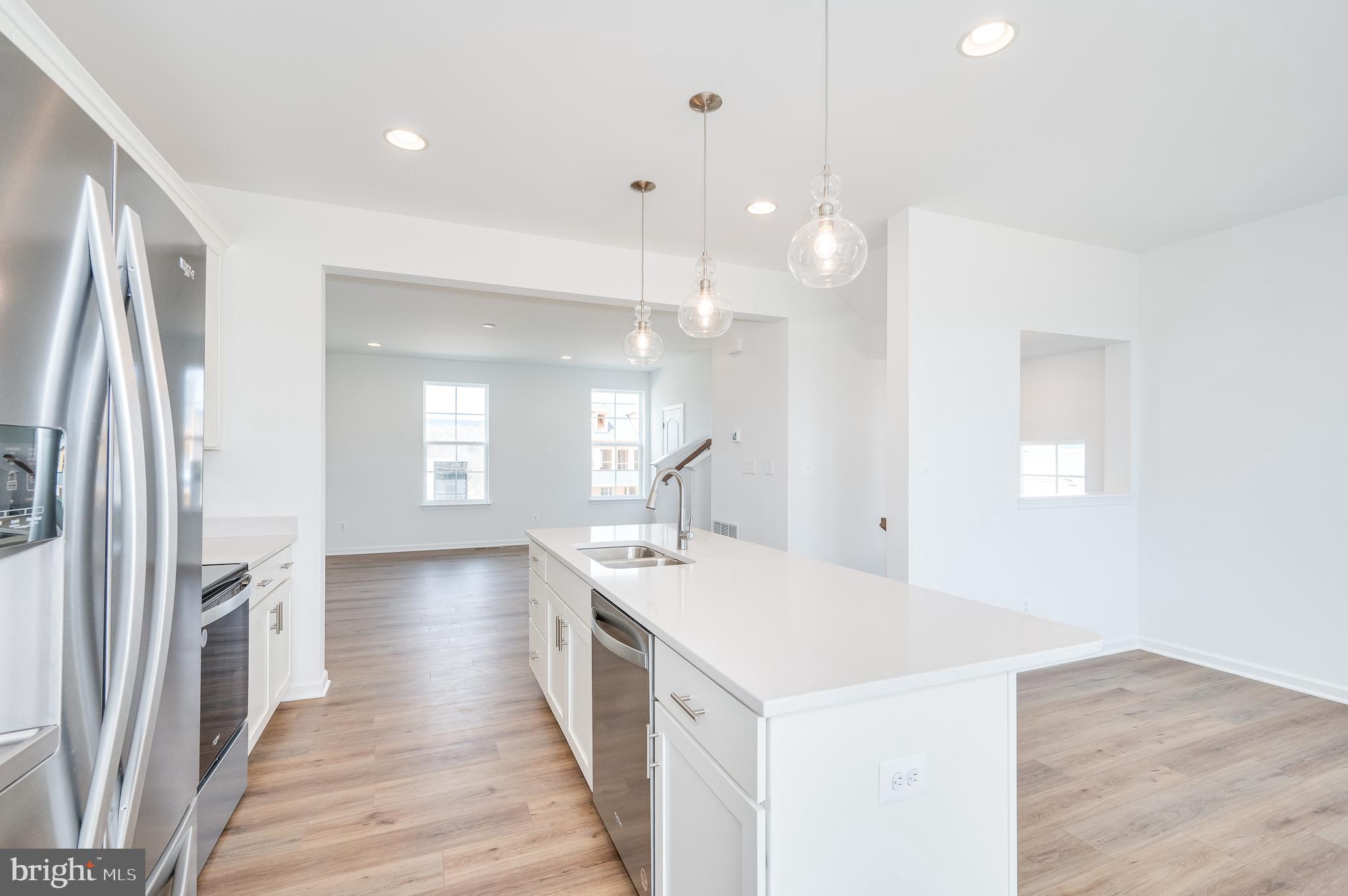 301 HILLSDALE PLACE