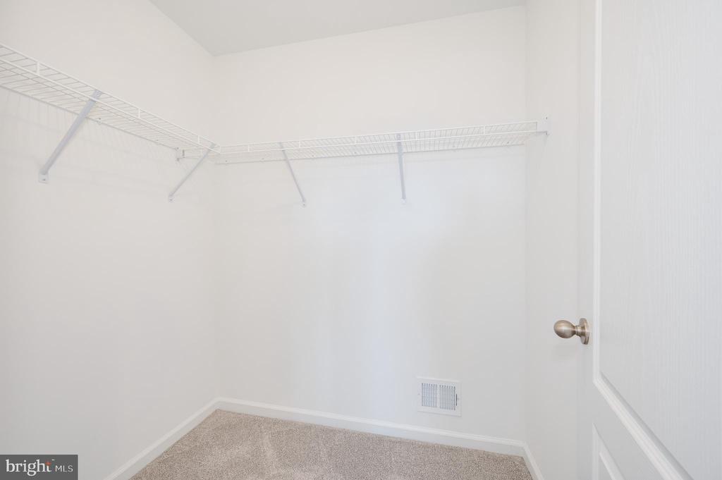 301 HILLSDALE PLACE