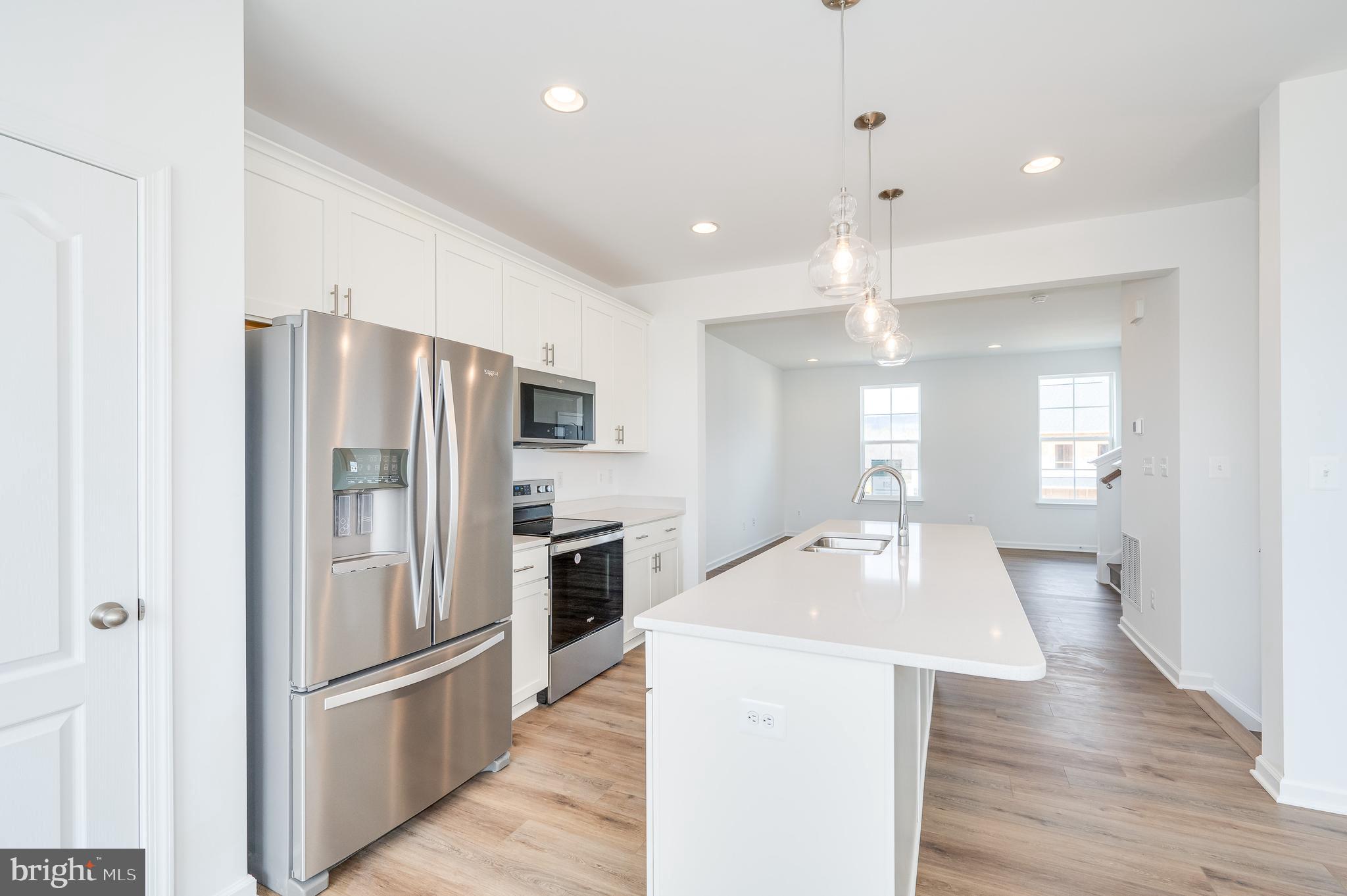 301 HILLSDALE PLACE