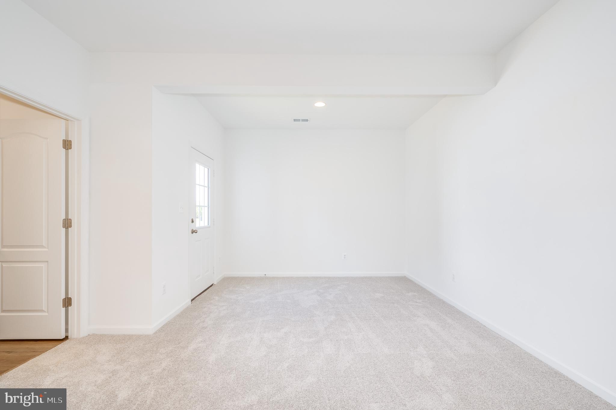 301 HILLSDALE PLACE