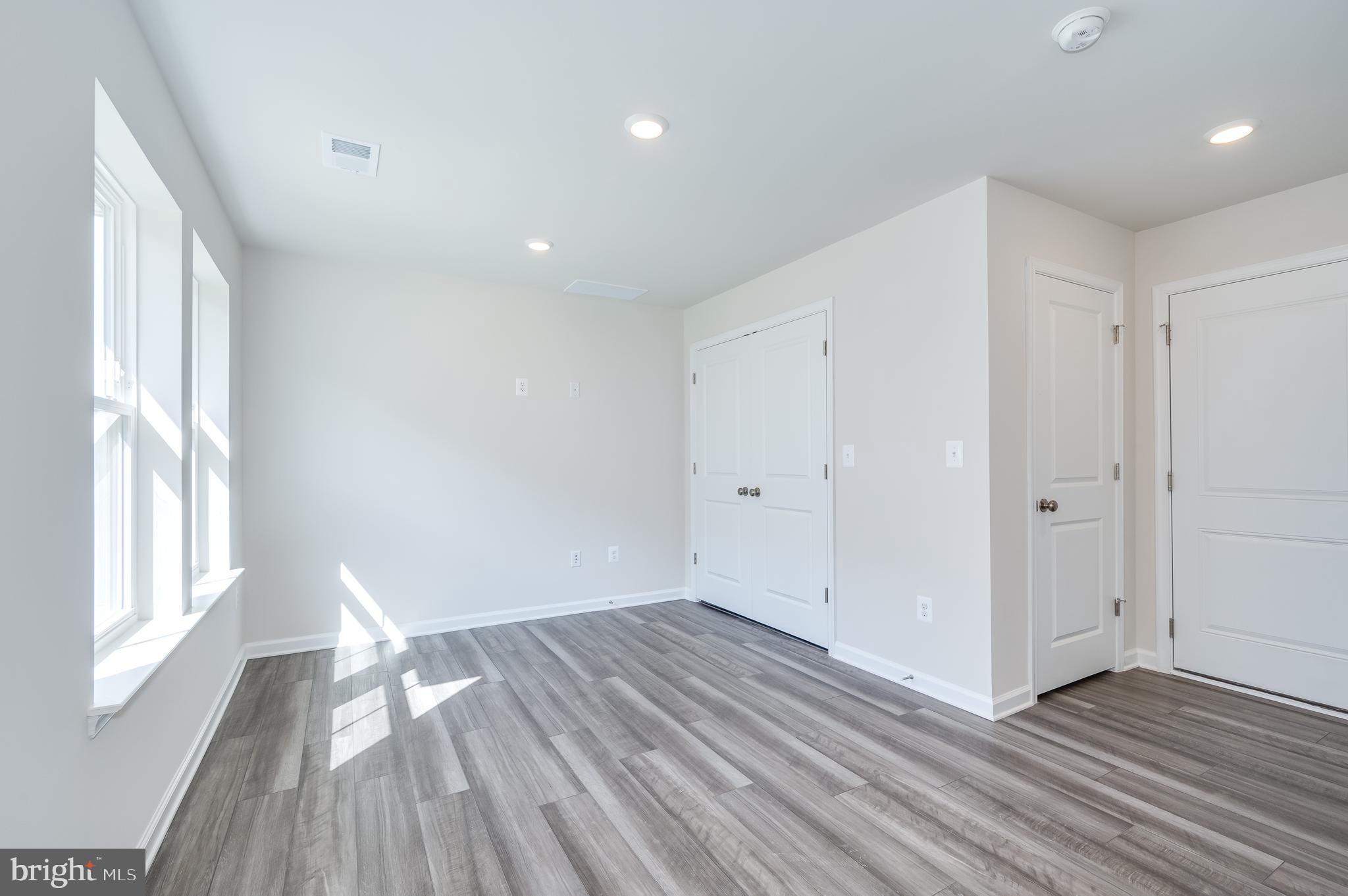 48 BROOKFIELD MEWS