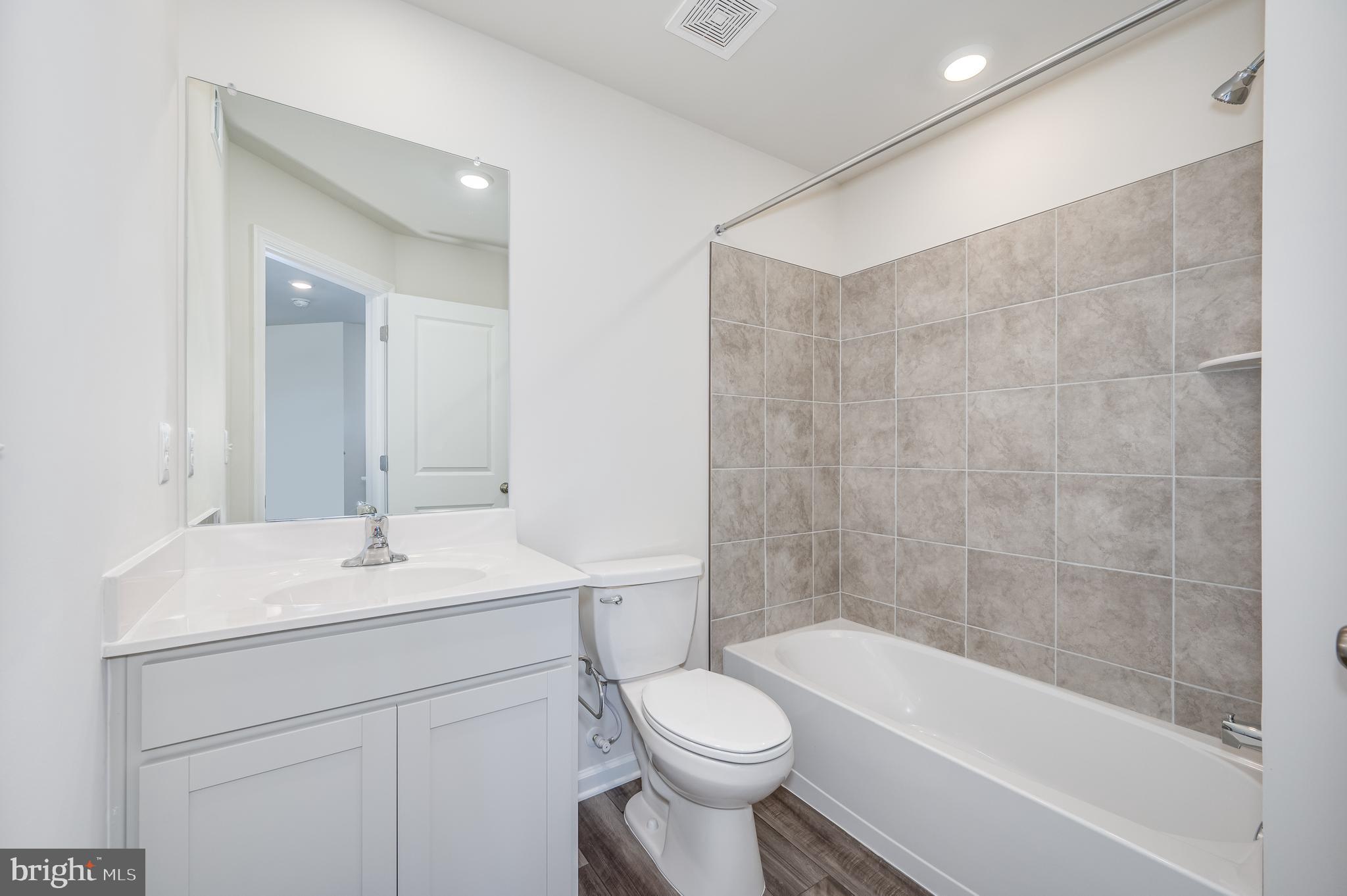 48 BROOKFIELD MEWS