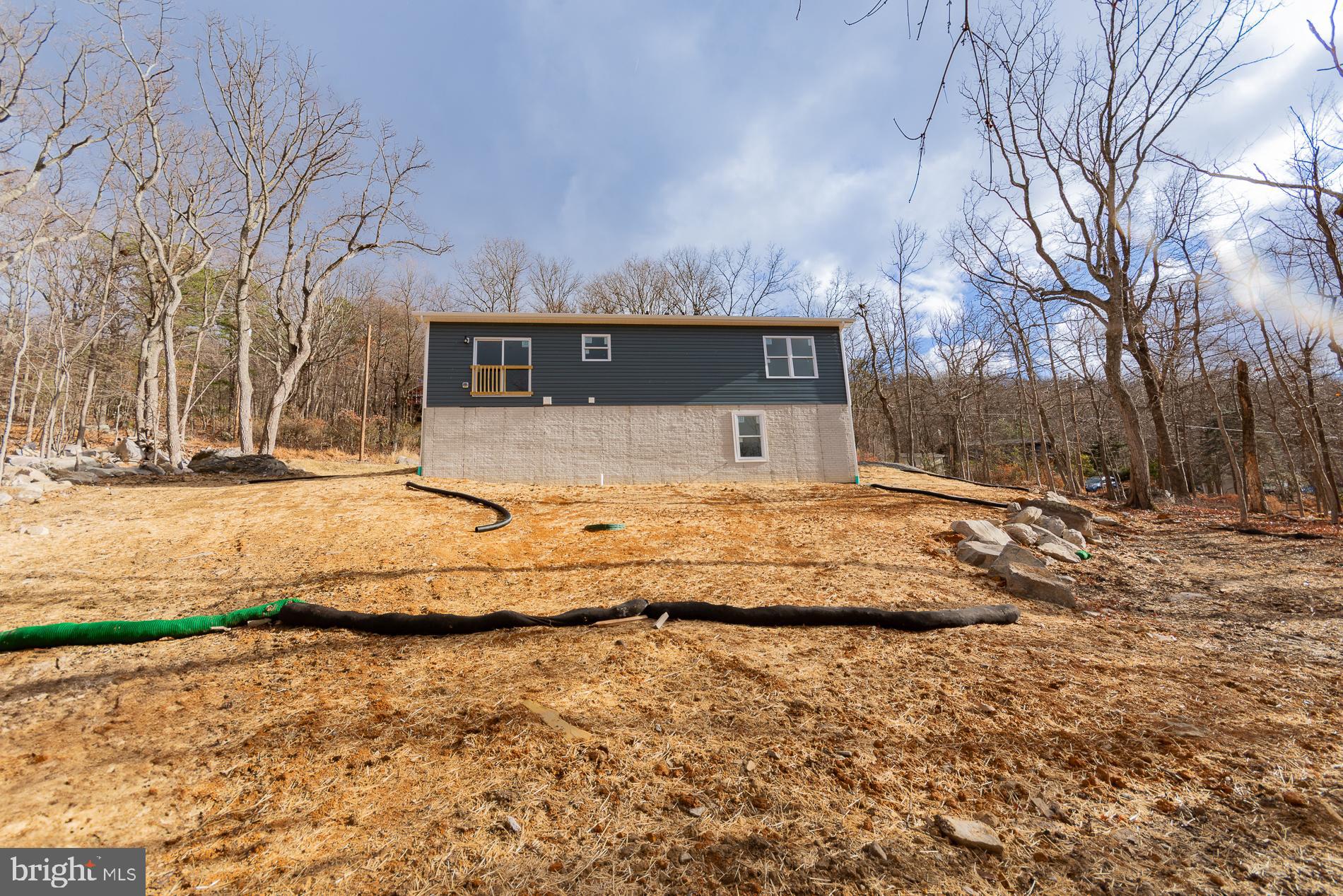 615 ALTA VISTA DRIVE