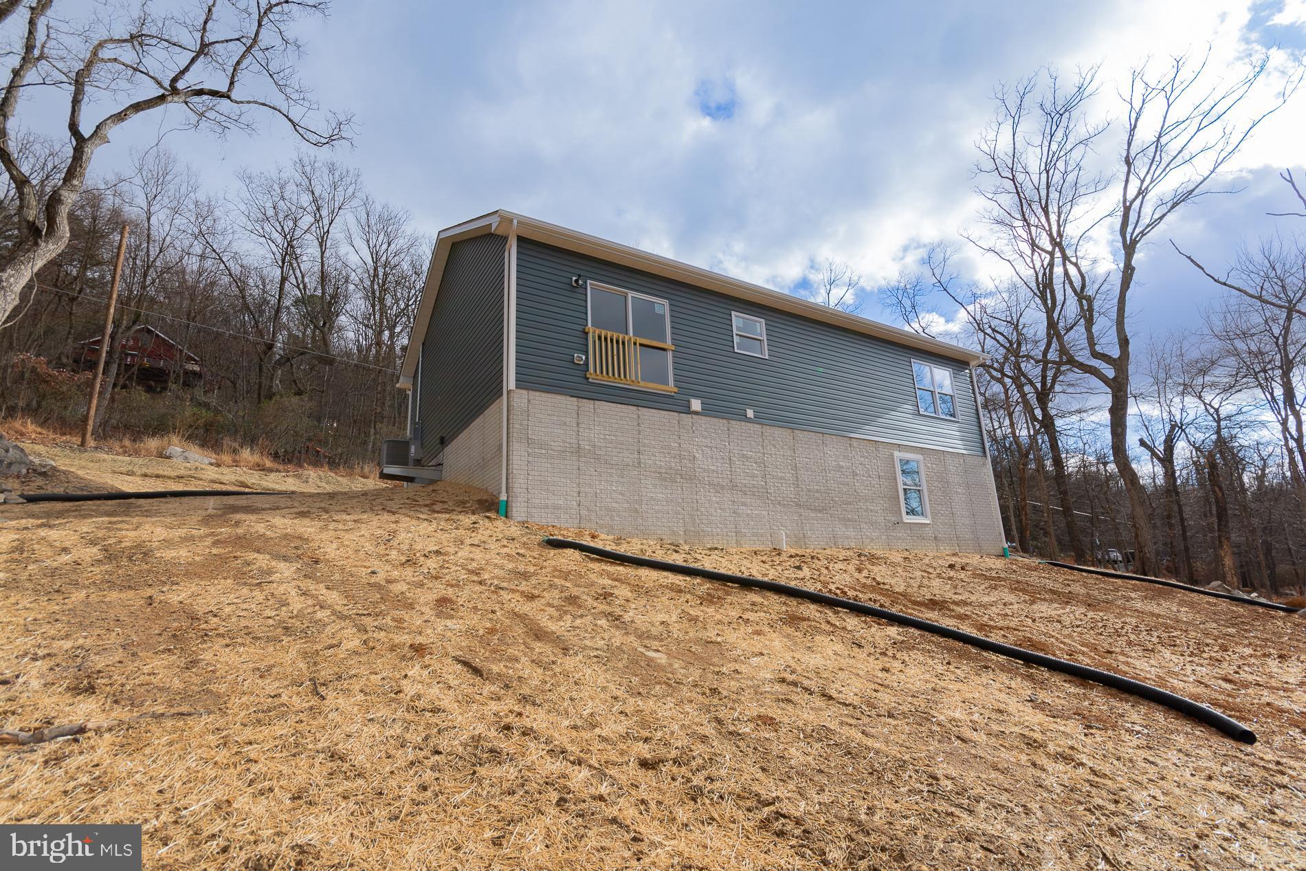 615 ALTA VISTA DRIVE