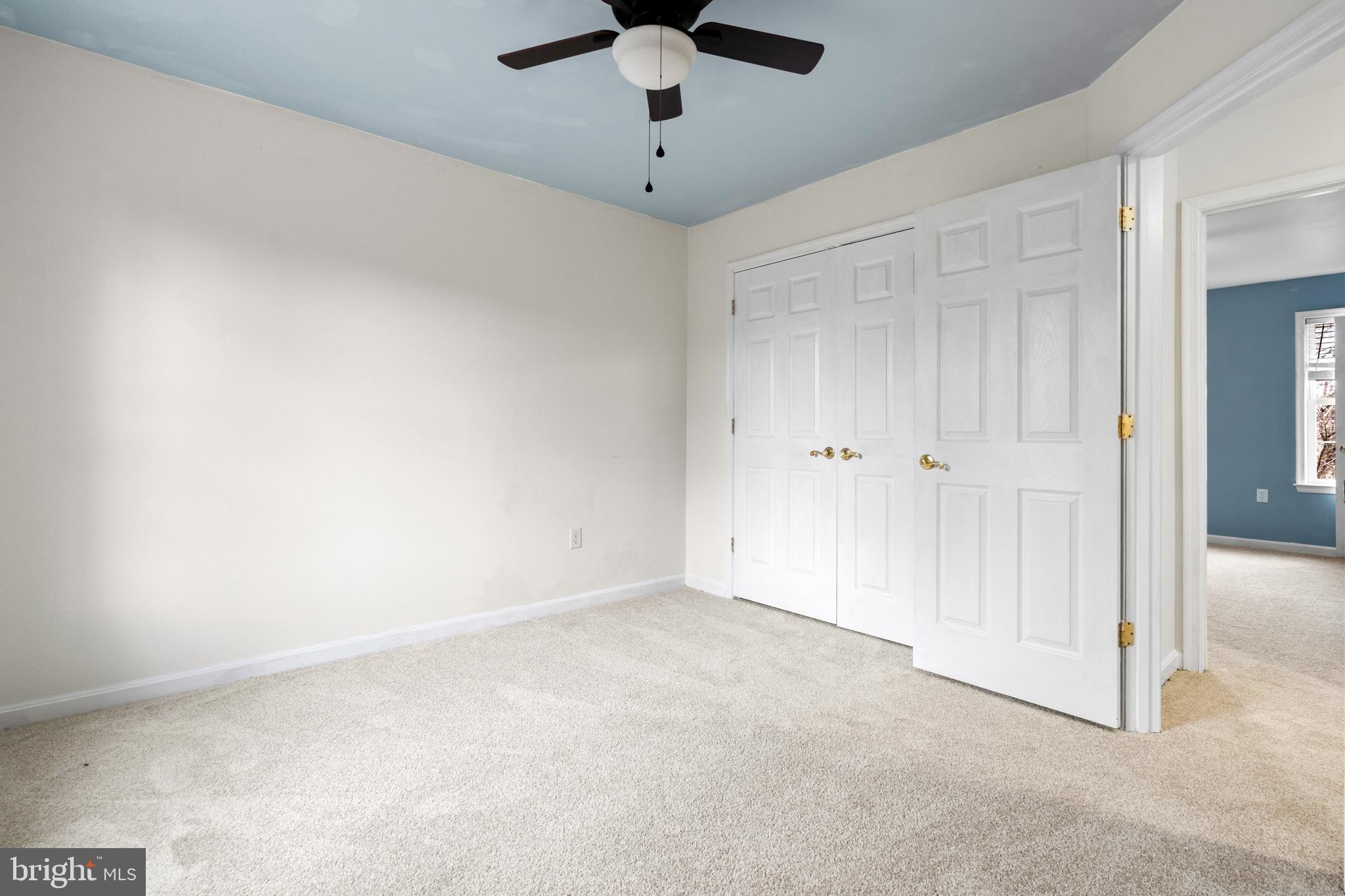 280 LEISURE WAY