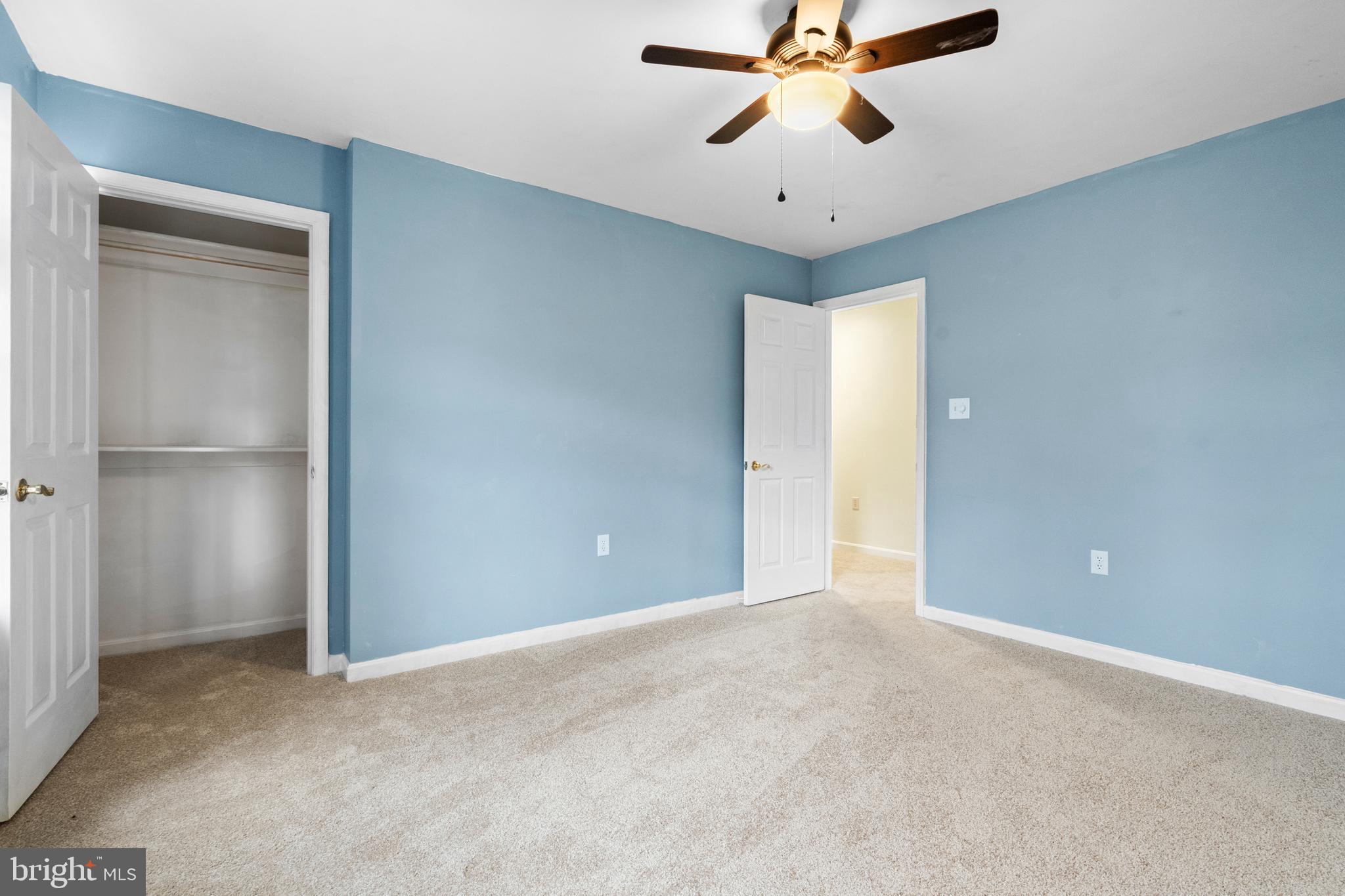 280 LEISURE WAY