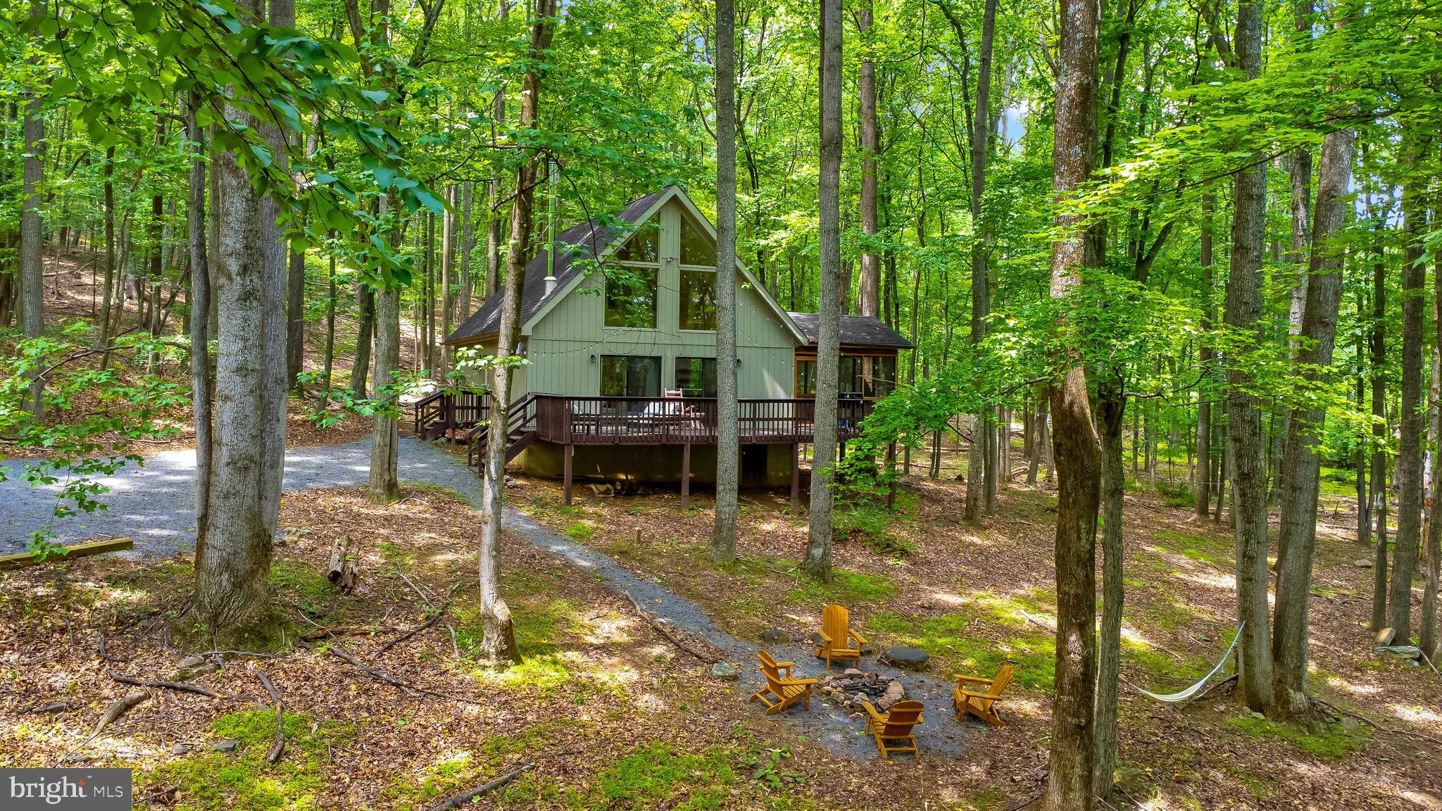 114 LIMESTONE LANE