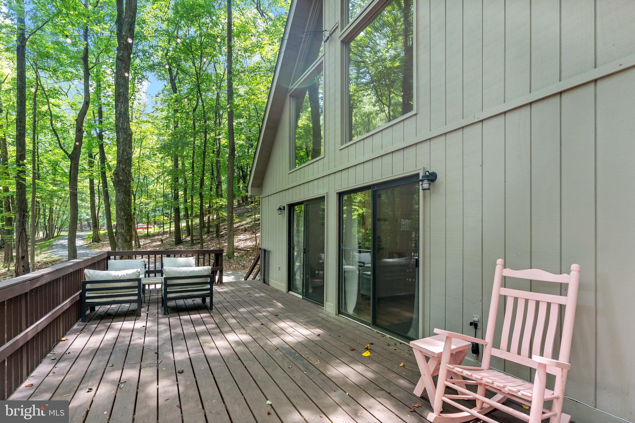 114 LIMESTONE LANE