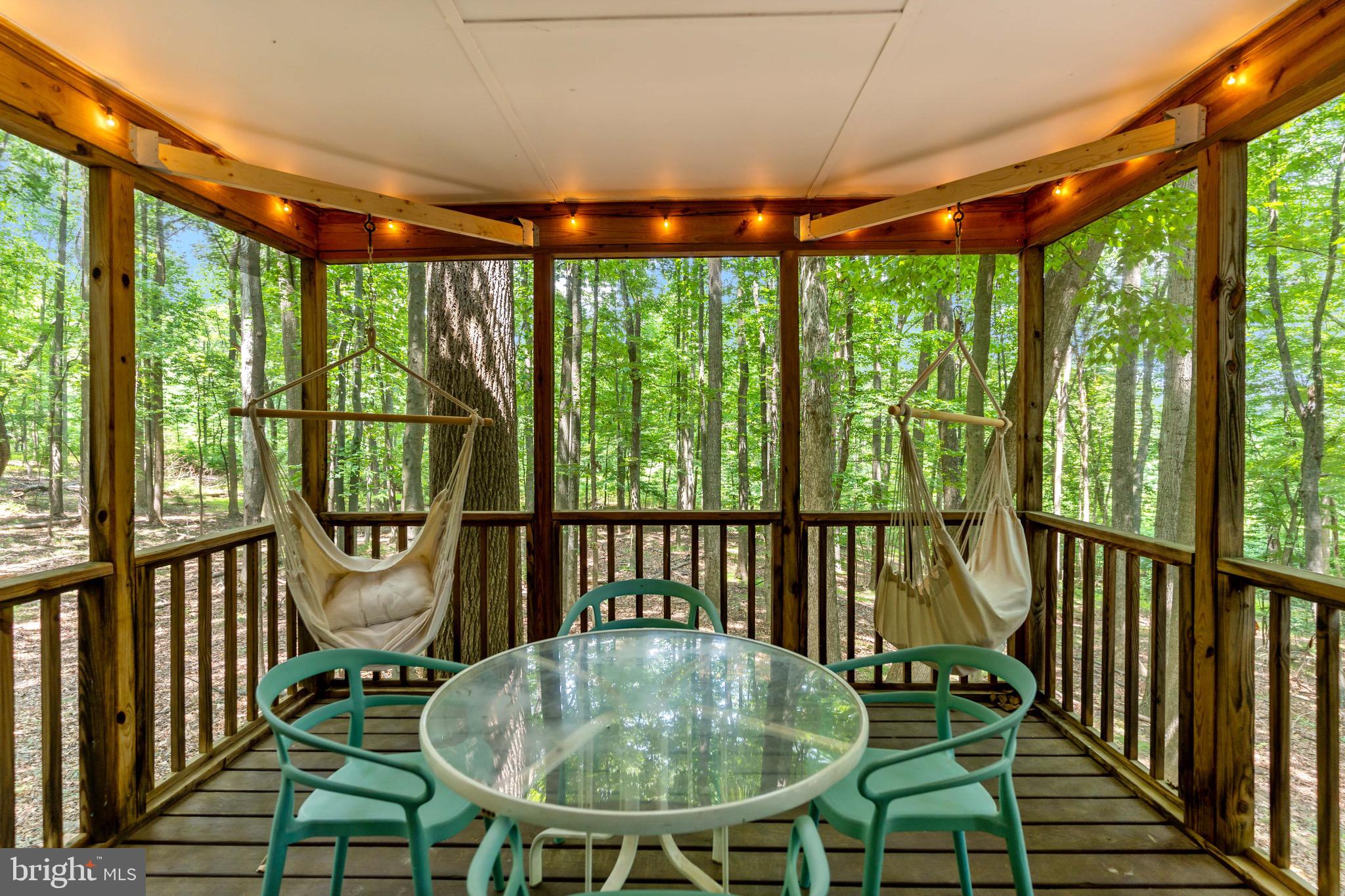 114 LIMESTONE LANE